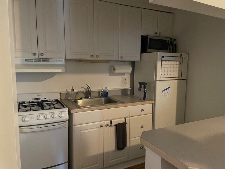 More Photos Of 101 Comstock Ave, Syracuse Apartments For Sale