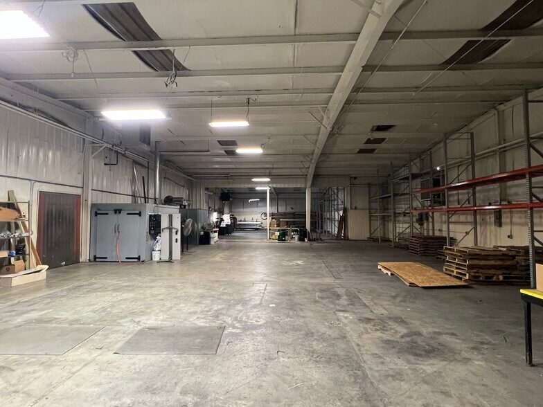 More Photos Of 6120 Airways Blvd, Chattanooga Warehouse For Sale