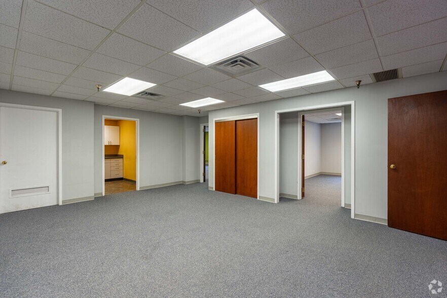 Photo of 11st Floor Ste 1101