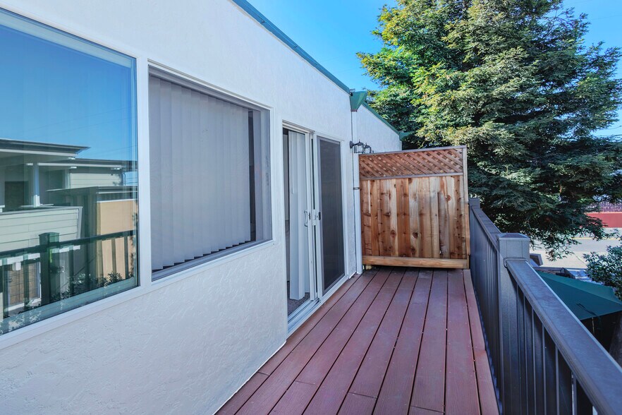 More Photos Of 106 N Bayshore Blvd, San Mateo Apartments For Sale