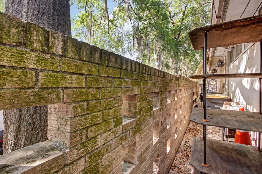 More Photos Of 1503 Oak St, Jacksonville Medical For Sale