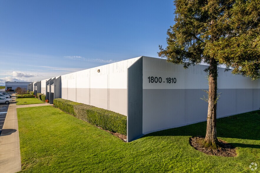 More Photos Of 1800-1810 Enterprise Blvd, West Sacramento Warehouse For Lease