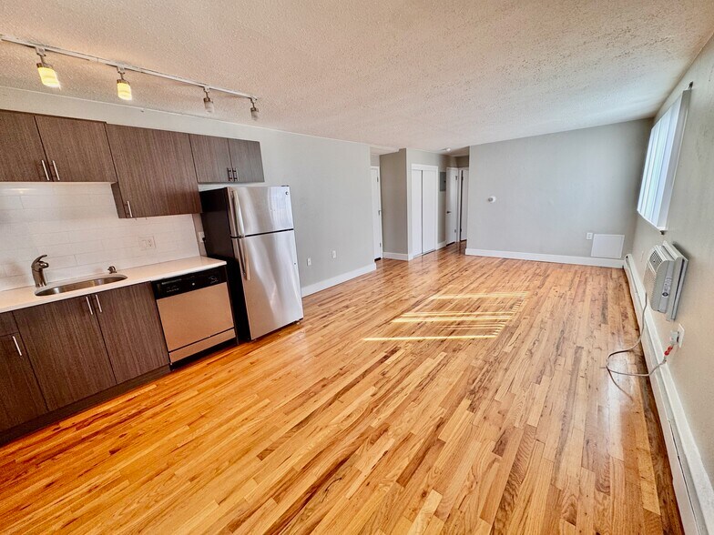 More Photos Of 1258 Marion St, Denver Apartments For Sale