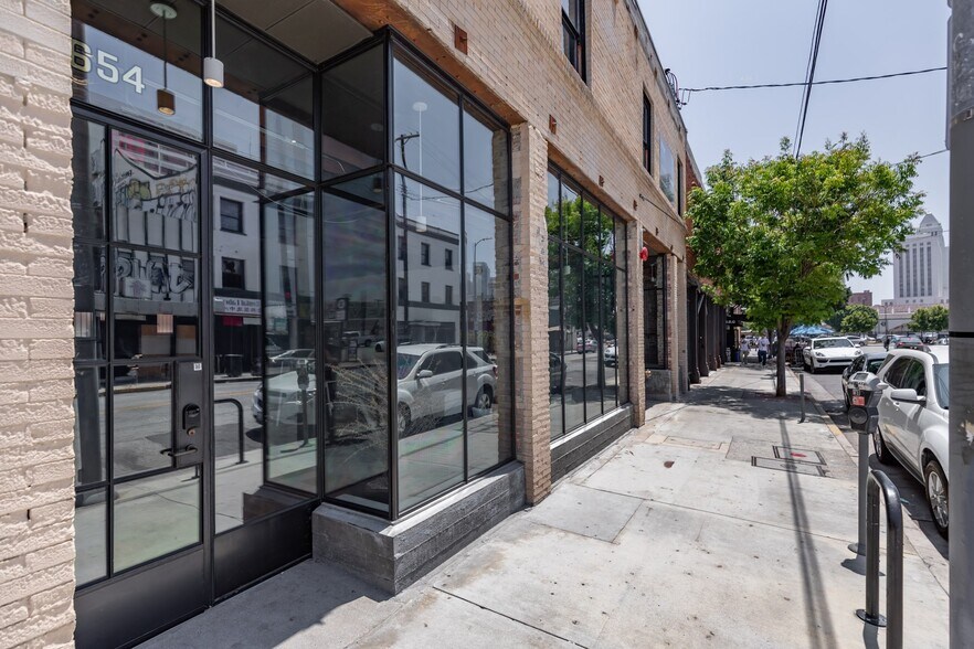 More Photos Of 646-654 N Spring St, Los Angeles Office For Sale
