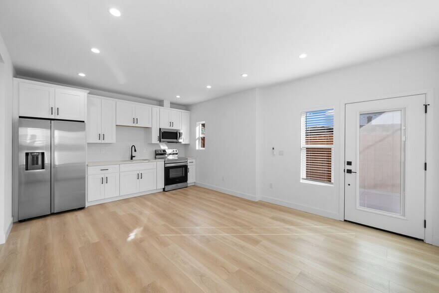 More Photos Of 322 S Pardee St, San Diego Apartments For Sale