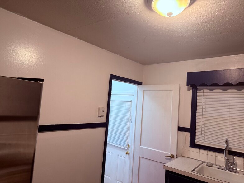 More Photos Of , Wichita Multifamily For Sale