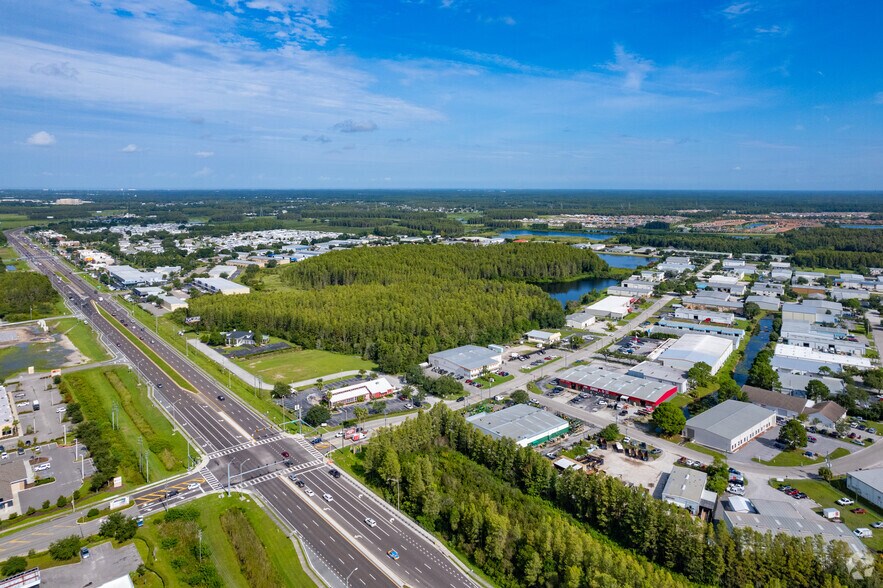 More Photos Of 2310 Success Dr, Odessa Warehouse For Lease
