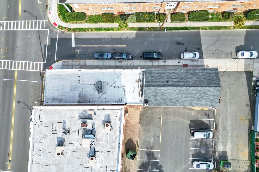 More Photos Of 147 Chestnut St, Roselle Park Storefront Retail Residential For Sale