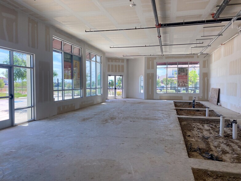 More Photos Of 5344 Sycamore School Rd, Fort Worth Apartments For Lease