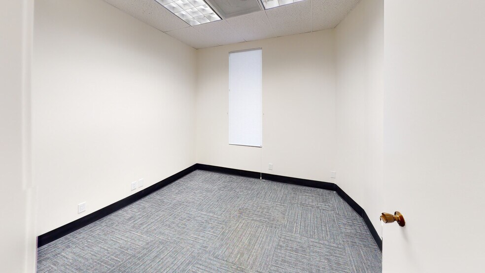 More Photos Of 1100 Alma St, Menlo Park Office For Lease