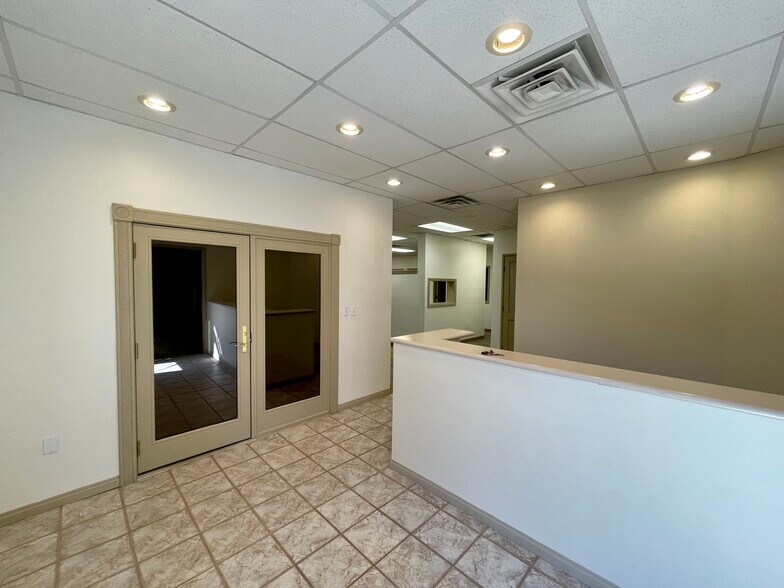 More Photos Of 1168-1170 Center Point Dr, Henderson Warehouse For Lease