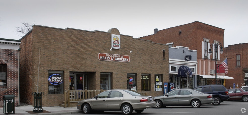 More Photos Of 24174 Front St, Grand Rapids Storefront For Sale