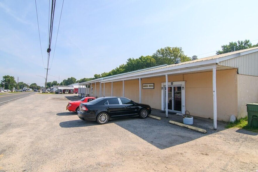 More Photos Of 3515 Main St, Exmore Storefront Retail Office For Lease