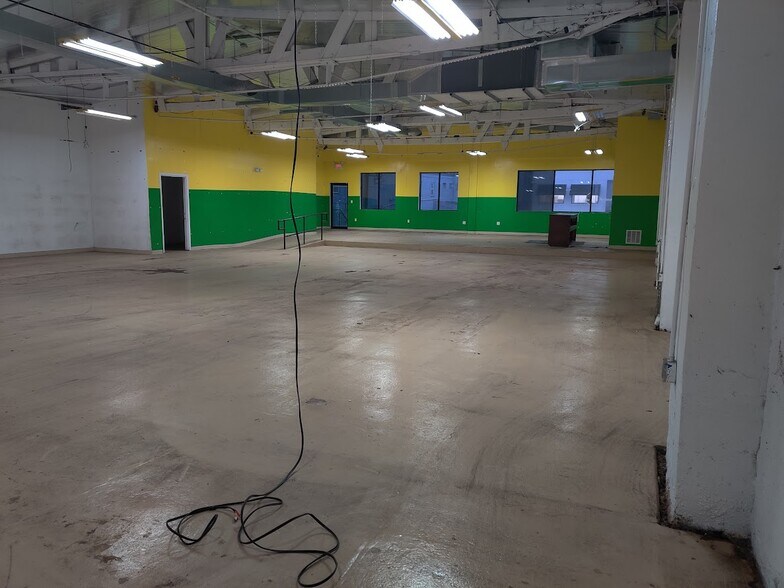 More Photos Of 746 Chester Pike, Prospect Park Storefront Retail Office For Lease