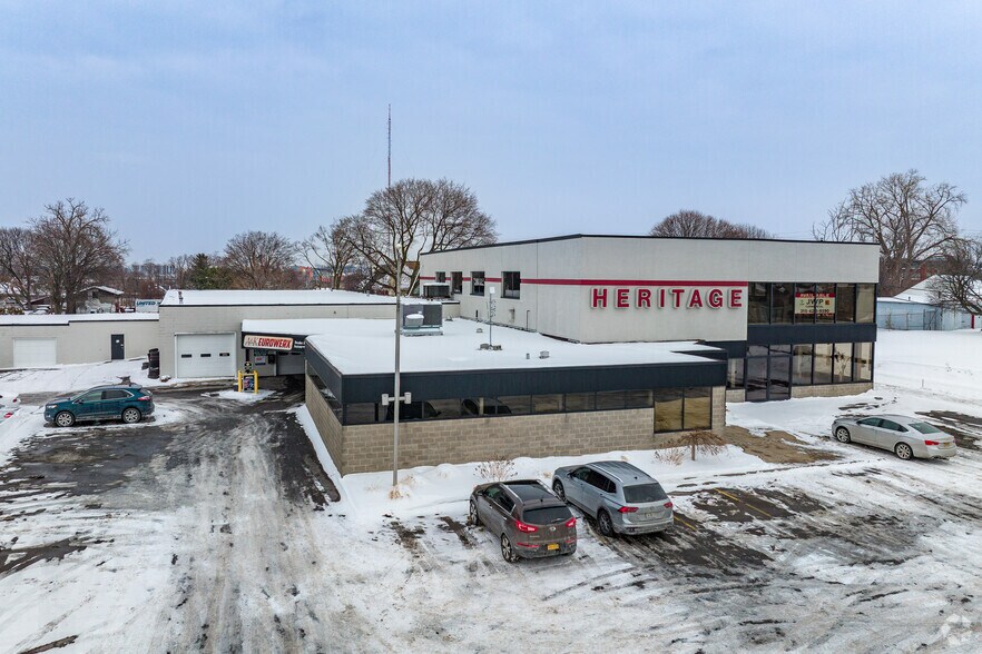 More Photos Of 900 W Genesee St, Syracuse Auto Dealership For Lease