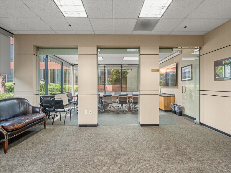 More Photos Of 2763 Camino del Rio S, San Diego Office For Sale