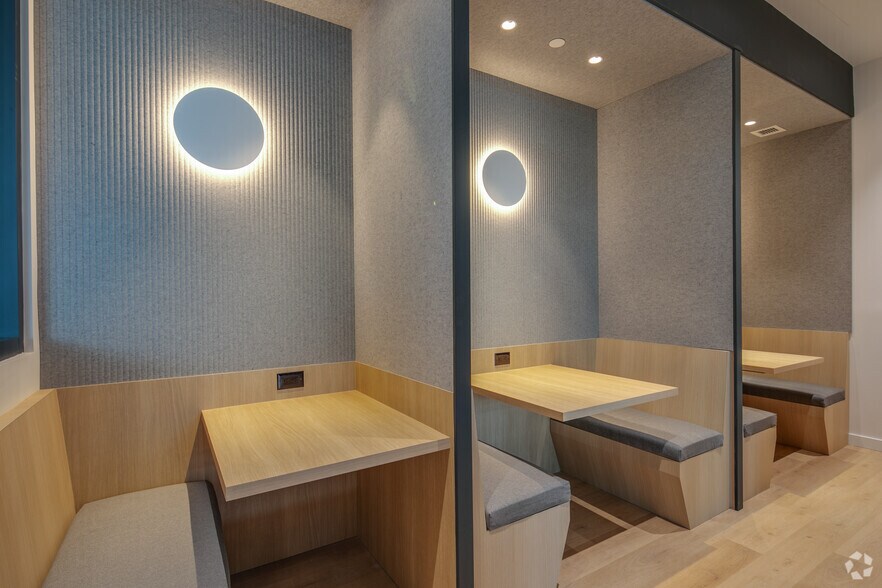 More Photos Of 325 Royal Commons, Victoria Apartments For Lease