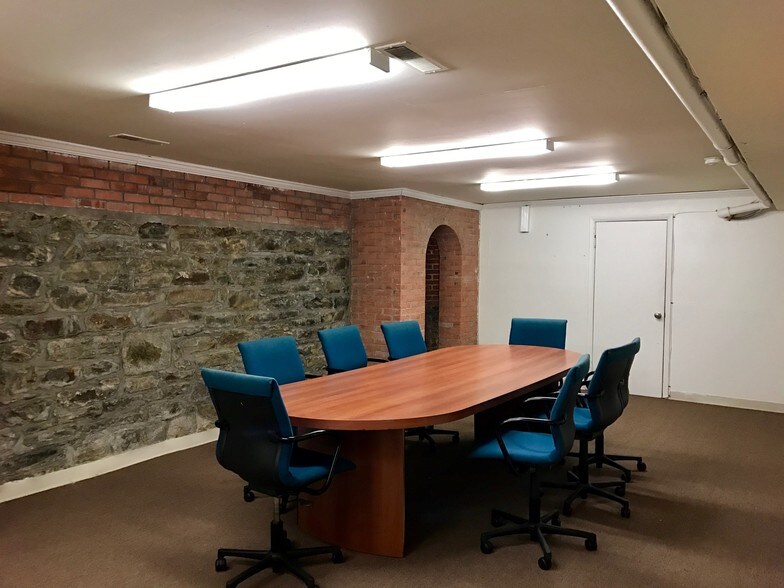 More Photos Of 110 W Mulberry St, Baltimore Office Residential For Lease