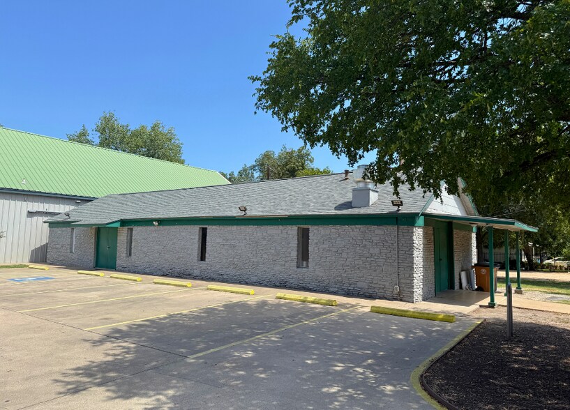 More Photos Of 8600 Guadalupe st, Austin Religious Facility For Sale