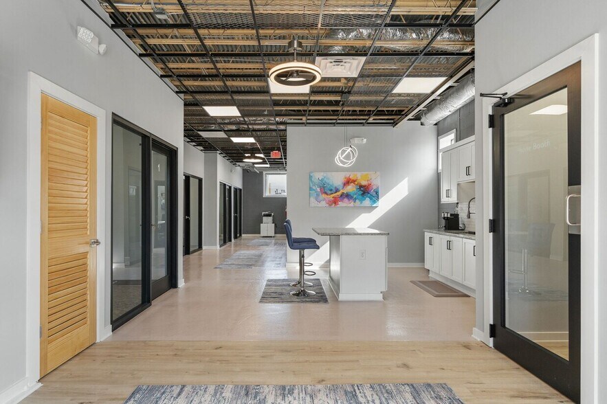 More Photos Of 117 S Main St, Hopewell Coworking Space