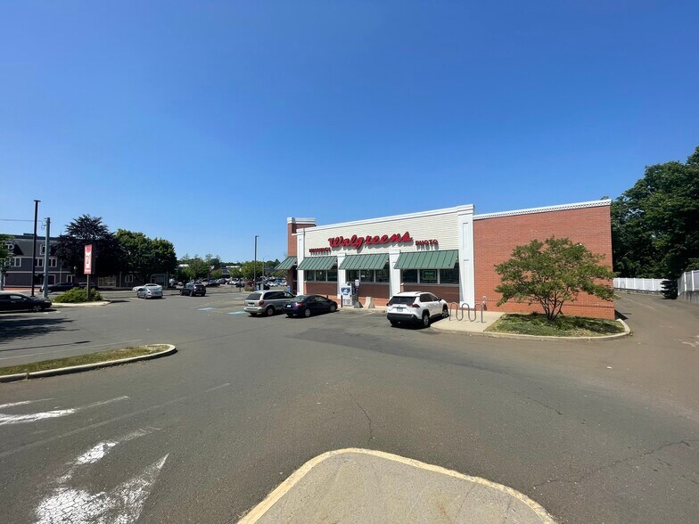 More Photos Of 157 Main St, East Haven General Retail For Sale