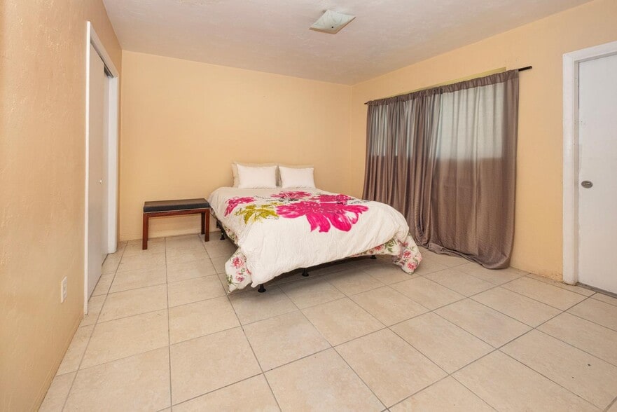More Photos Of 1915 NW 28th St, Miami Apartments For Sale