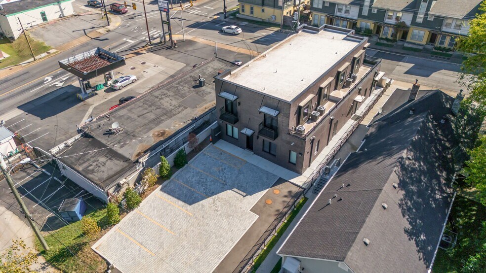 More Photos Of 722 McFerrin Ave, Nashville Restaurant For Lease