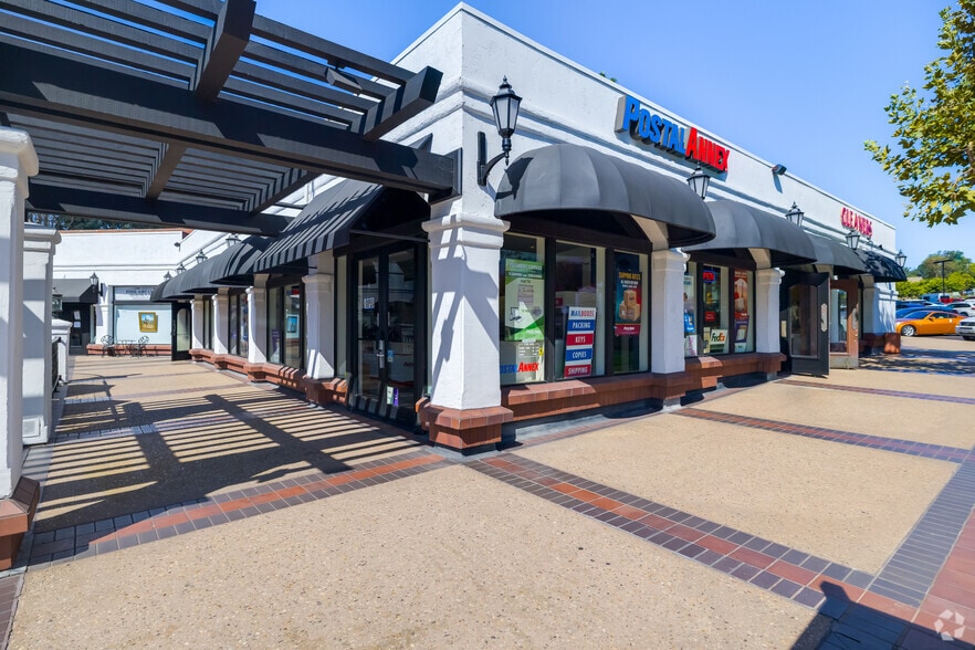 More Photos Of 162 S Rancho Santa Fe Rd, Encinitas Storefront Retail Office For Lease