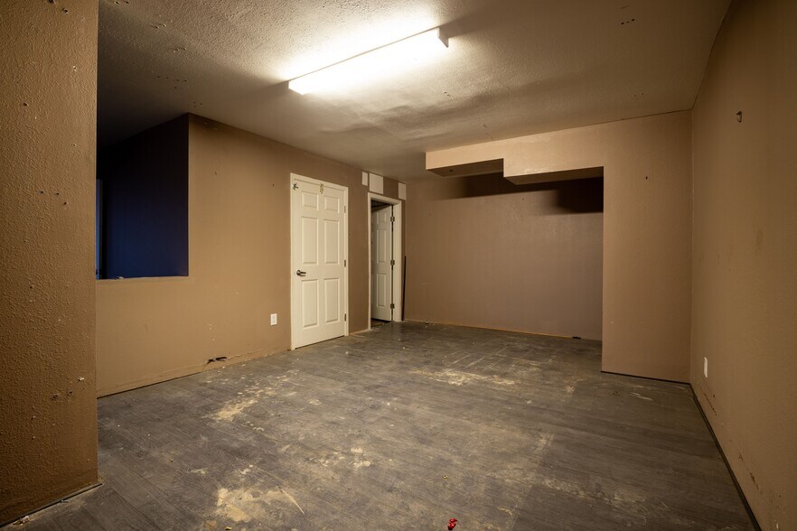 More Photos Of 3567 Recycle Rd, Rancho Cordova Warehouse For Sale