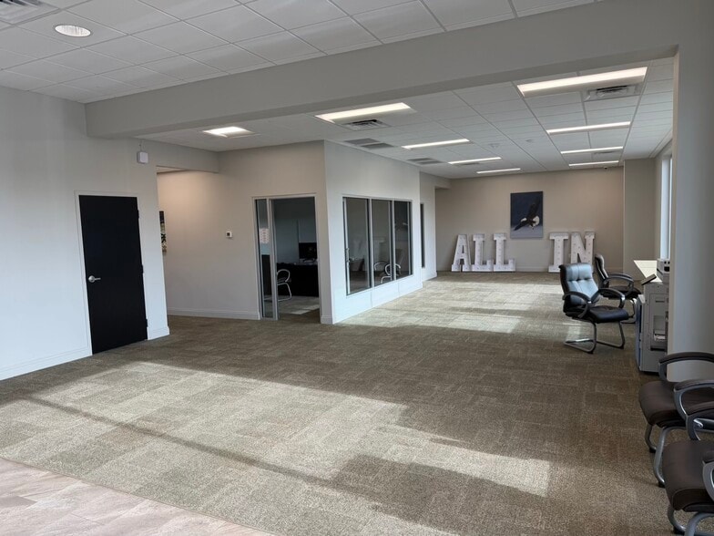More Photos Of 5901 N W St, Pensacola General Retail For Sale