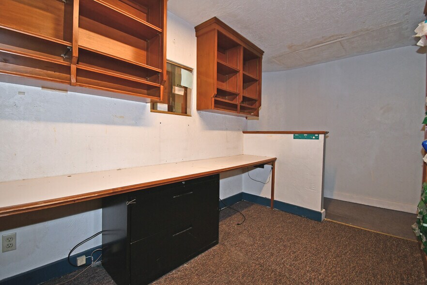 More Photos Of 1206 Brookline Blvd, Pittsburgh Medical For Sale