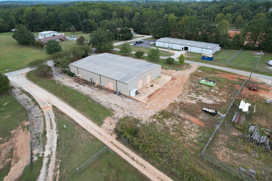 Primary Photo Of 265 Pine Dr, Piedmont Manufacturing For Lease