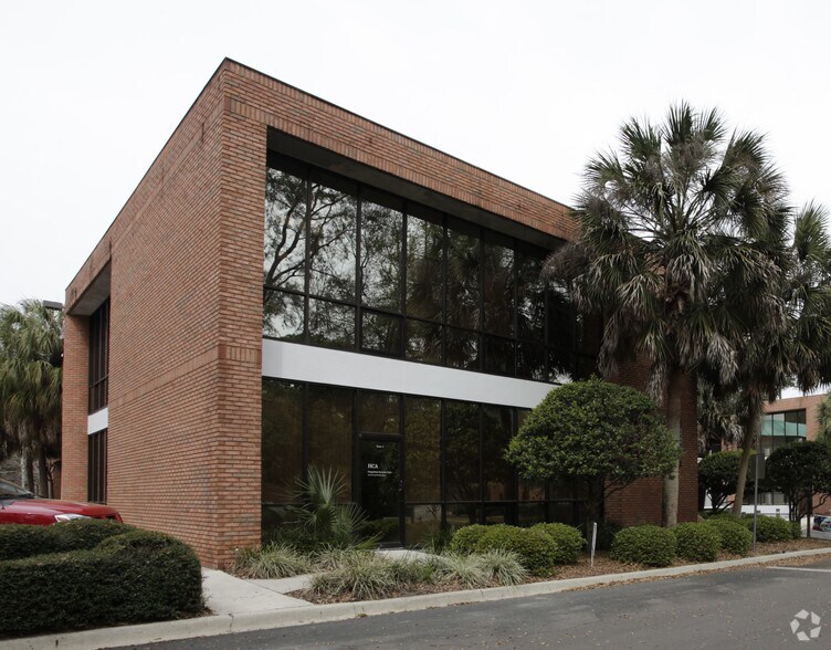 More Photos Of 2770 NW 43rd St, Gainesville Office For Lease