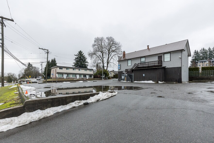 More Photos Of 33860 Pine st, Abbotsford Flex For Sale