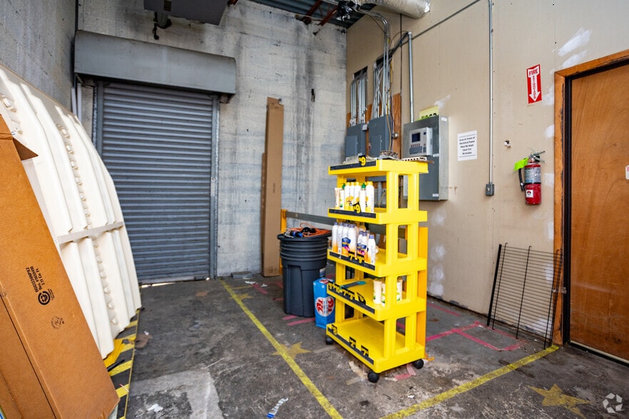 More Photos Of 421 Main St, Madison General Retail For Sale