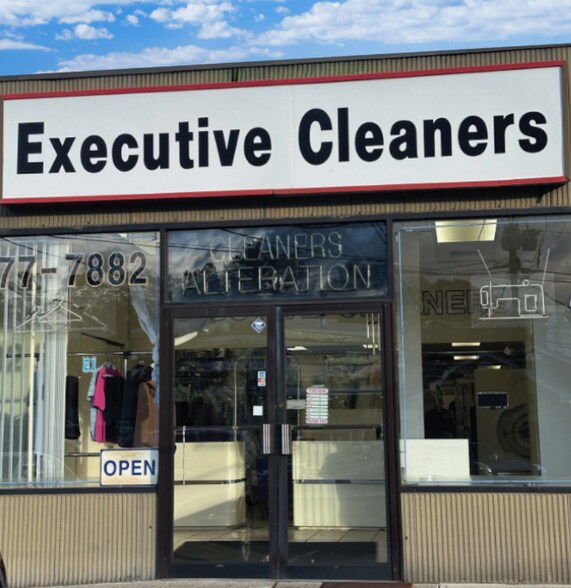 Primary Photo Of 11-21 High Ridge Rd, Stamford Storefront For Lease