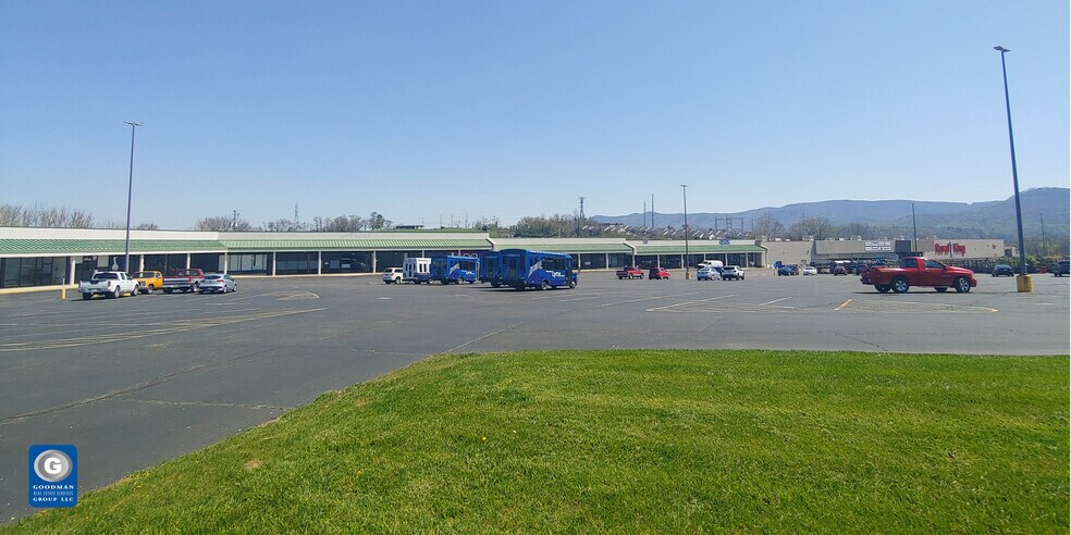 More Photos Of 800 E Main St, Wytheville Unknown For Lease