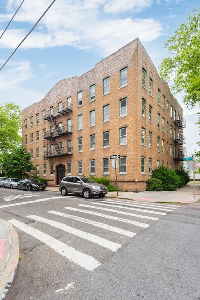 More Photos Of 87-87 116th St, Richmond Hill Multifamily For Sale