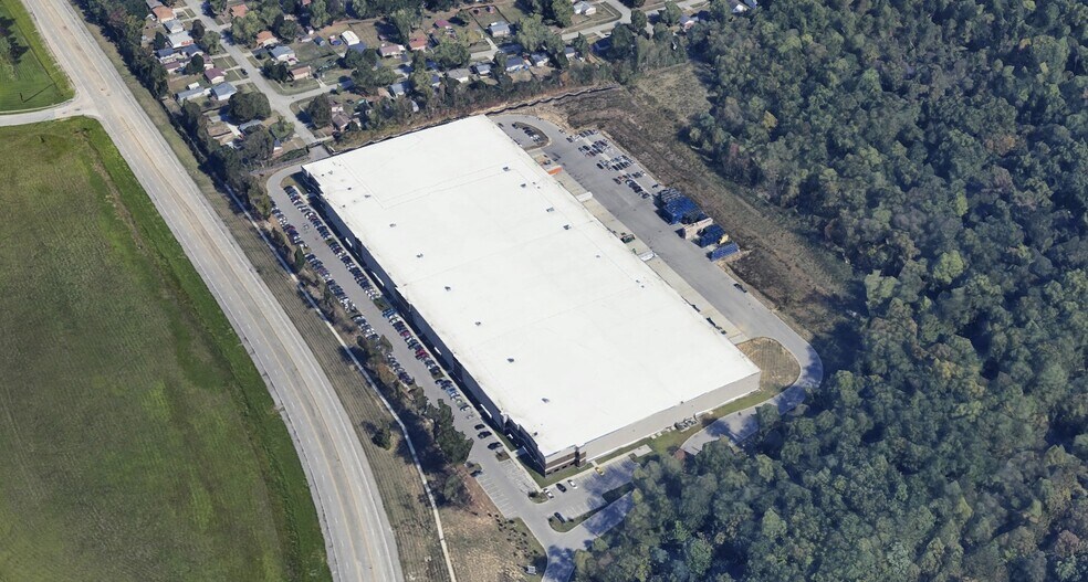 Primary Photo Of 7001 Greenbelt Hwy, Louisville Warehouse For Lease