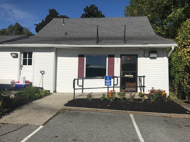 Primary Photo Of 143 Main St, Agawam Office For Lease