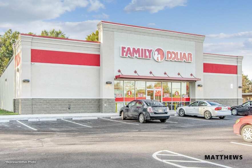 Primary Photo Of 817 S Interocean Ave, Holyoke General Retail For Sale