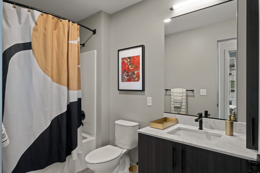 More Photos Of 104 12th Ave, Seattle Apartments For Lease