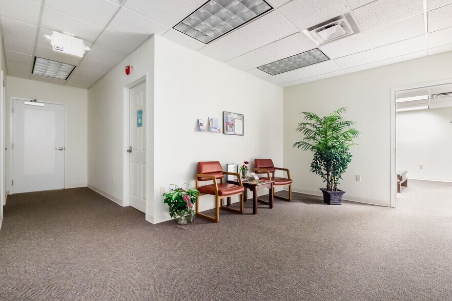 More Photos Of 4100 Horizons Dr, Columbus Coworking Space
