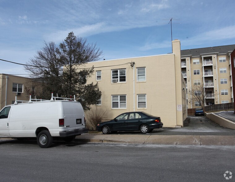 More Photos Of 206-212 Brookes Ave, Gaithersburg Apartments For Sale