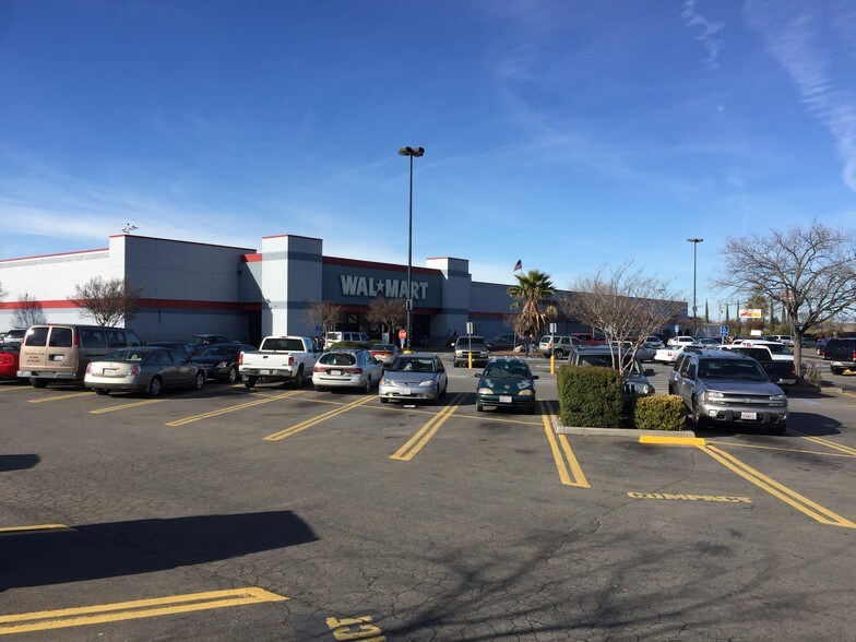 Compartir 62+ imagen walmart red bluff ca Thptletrongtan.edu.vn