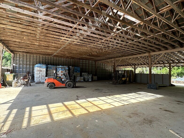 More Photos Of 5450 Memorial Blvd, Saint George Warehouse For Sale