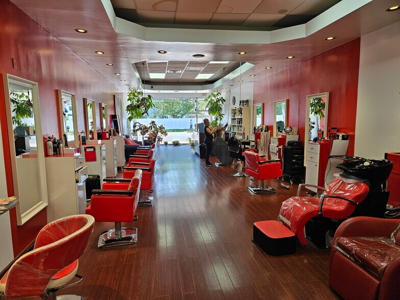 More Photos Of 1079-1083 Willis Ave, Albertson Storefront For Lease