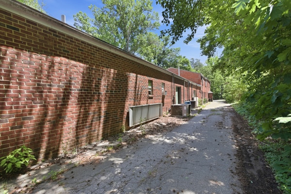 More Photos Of 1501 Powhatan St, Fredericksburg Flex For Sale