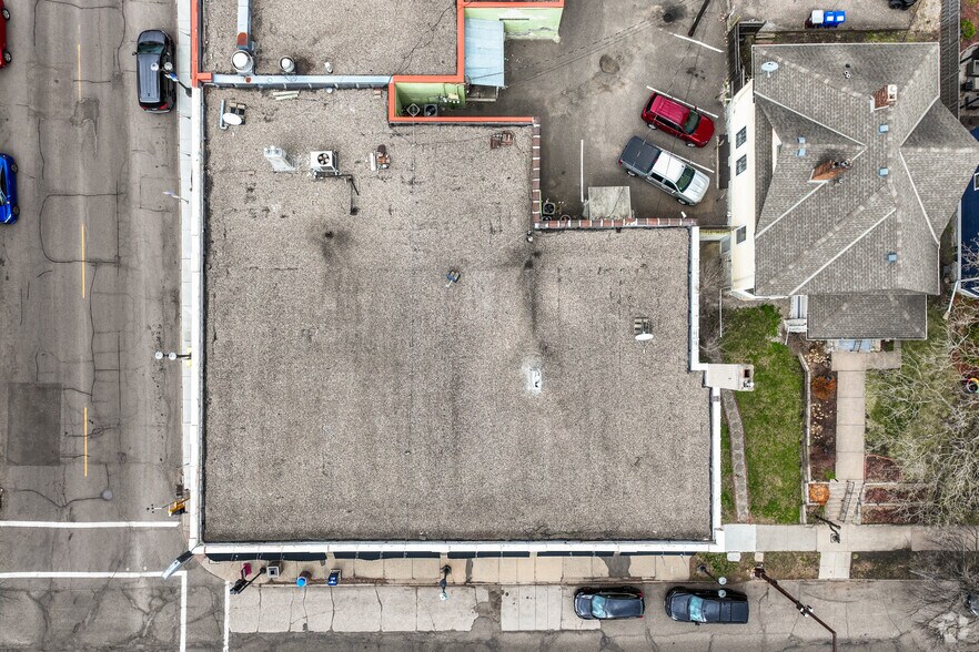 More Photos Of 611-42 S Grand Ave, Saint Paul Storefront For Sale