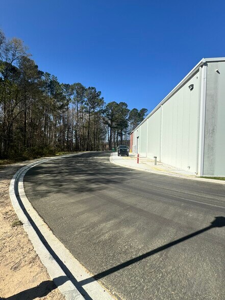 More Photos Of 763 US-80 Hwy, Eden Light Distribution For Lease